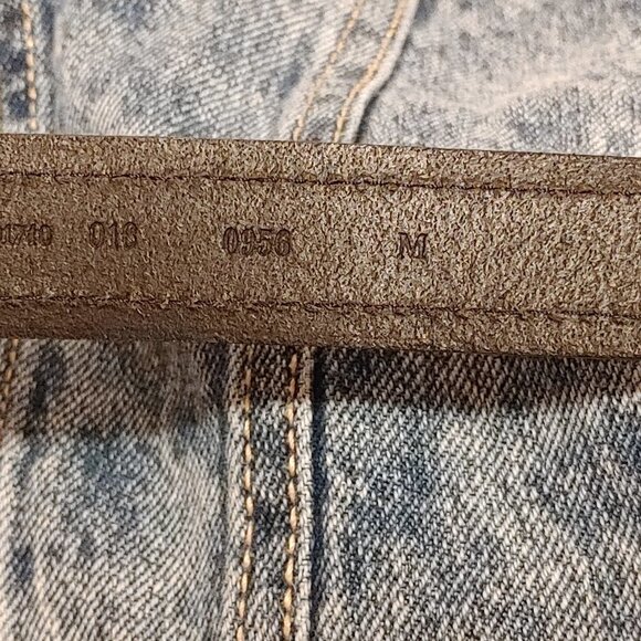 ATTRACTIVE EDDIE BAUER Black Leather Skinny Belt Women's Size Medium BNWT - Picture 5 of 7